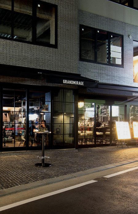 利便性高い立地のライブハウスエボル